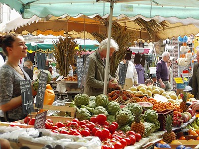 conciergerie Airbnb Bordeaux et sa métropole présente le marché de Bordeaux